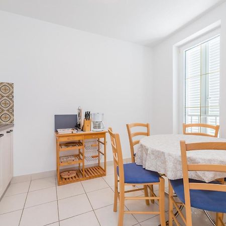 Apartments Melania & Antonia Baška Εξωτερικό φωτογραφία
