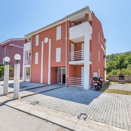 Apartments Melania & Antonia Baška Εξωτερικό φωτογραφία