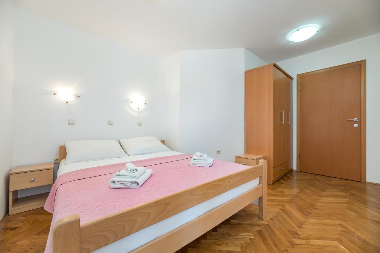 Apartments Melania & Antonia Baška Εξωτερικό φωτογραφία