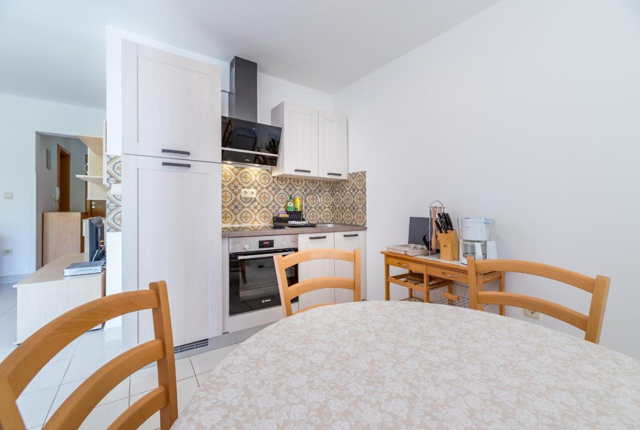 Apartments Melania & Antonia Baška Εξωτερικό φωτογραφία