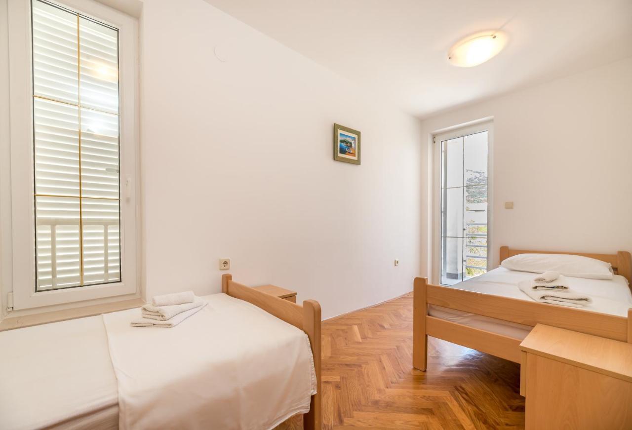 Apartments Melania & Antonia Baška Εξωτερικό φωτογραφία