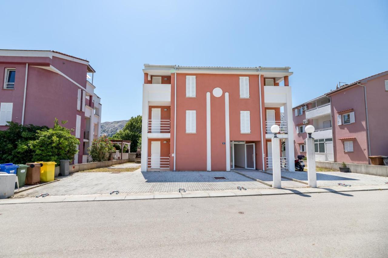 Apartments Melania & Antonia Baška Εξωτερικό φωτογραφία