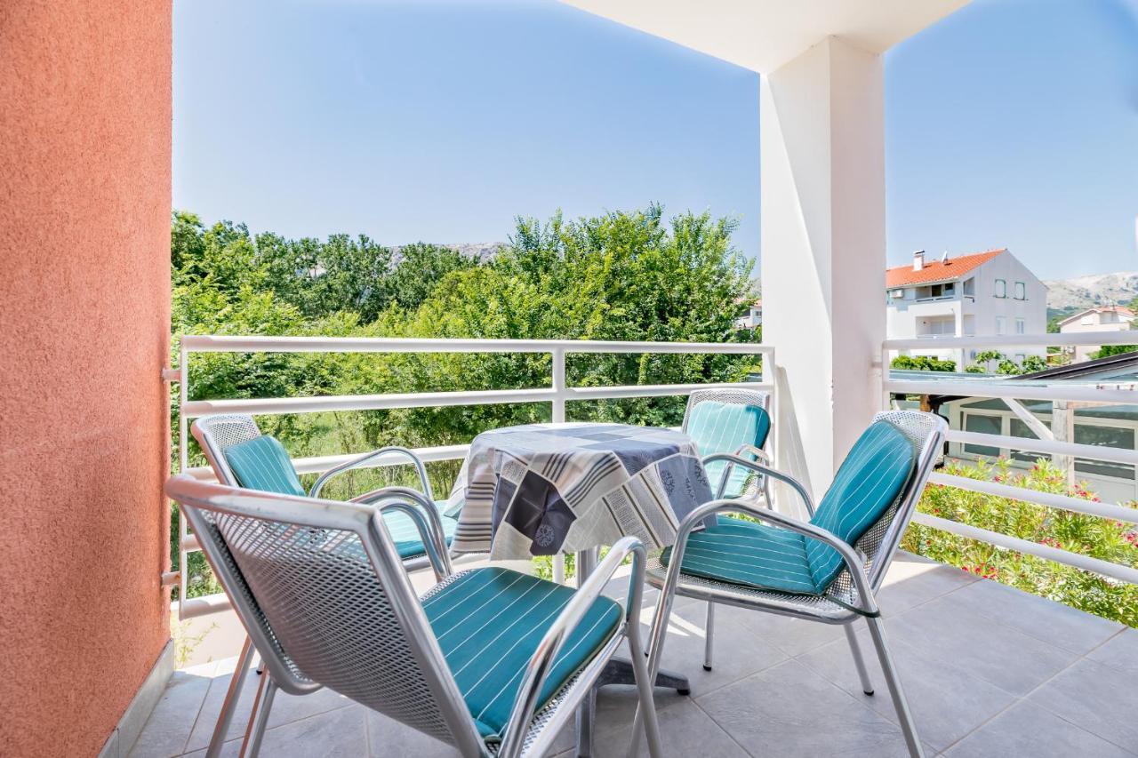 Apartments Melania & Antonia Baška Εξωτερικό φωτογραφία
