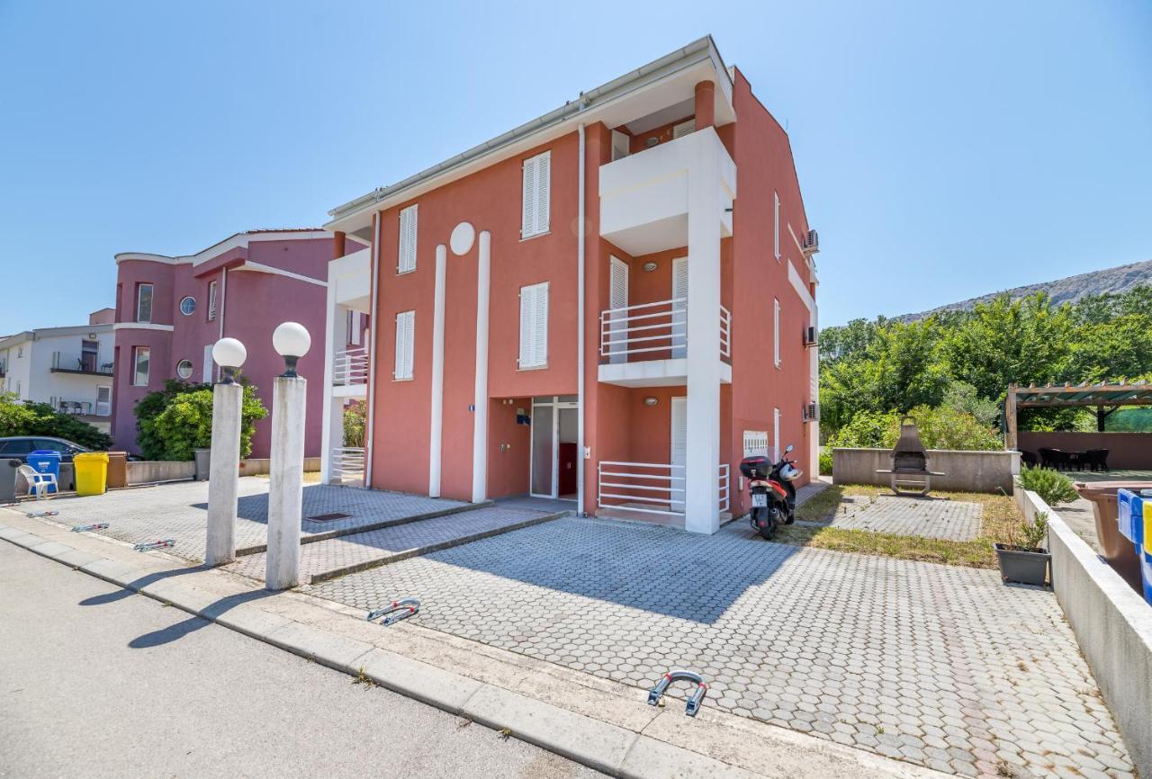 Apartments Melania & Antonia Baška Εξωτερικό φωτογραφία